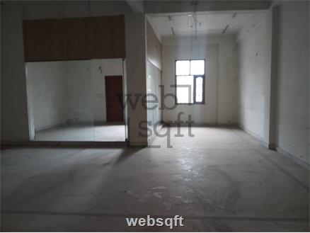 Commercial Showroom for Rent